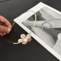 Serre-tête élégant en métal doré avec fleurs en cristal rose et perle pour femmes - Rose