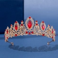 Eleganter goldener Brautkronen-Haarreif mit großen roten Kristallen und Ornamenten - Gold Roter Zirkonia