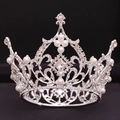 Barocke Brautkrone mit funkelnden quadratischen Diamanten und eleganten weißen Perlen - Silberner Stil (HG333Y)