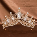 Luxuriöse goldene Barock-Krone mit Marquise-Strasssteinen und eleganten Kristallen - Gold