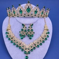 Parure de bijoux de mariée dorée avec cristaux verts, couronne et boucles d'oreilles - Style Strass Vert Foncé (Style 3)