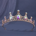 Elegante roségouden barokke tiara met iriserende kristallen en glinsterende stras - Kleurrijke Zirkonia