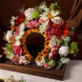 Blumen Stirnband mit 3D-Seidenrosen und Sonnenblumen für Vintage Hanfu Fotoshooting - Stil 1