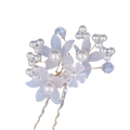 Détail d'épingle à cheveux mariée avec fleurs en résine bleue et perles sur pic doré - Doré
