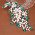 Elegant bridal hair comb with emerald crystals, white pearls, and golden wire weave - Green
