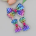 Gros plan de barrettes à nœud motif écailles de poisson arc-en-ciel pour filles - Texture d'Écaille de Poisson Fantôme (06#)