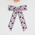 Elegante fermaglio per capelli lilla con motivo jacquard a foglie e nastri lunghi - Viola