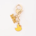 Goldener Schlüsselanhänger mit gelbem Enten-Emaille-Anhänger und LOVE-Buchstaben - Gelbe Ente LOVE Stil (01)