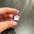 Medaglietta viola glitterata con tazzina da caffè in lega per collari animali - Viola