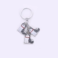 Porte-clés husky de dessin animé avec trois pendentifs en métal gris et blanc et colliers rouges - Bague à Triple Breloque Husky Gris