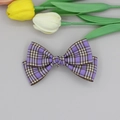 Detail einer violetten Karo-Haarklammer mit Textilstruktur und braunem Saumrand - Lila Karo Schleifenstil (03#)