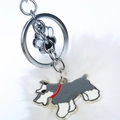 Detail von Schnauzer Schlüsselanhänger mit weißem Fellbommel und schwarzem Pfotenabdruck - Schnauzer Grau