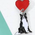 Simpatico portachiavi a cuore in metallo con ciondolo Border Collie smaltato - Stile Border Collie