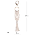 Dettaglio portachiavi in macramè fatto a mano con chiusura dorata e misure - Stile B / Beige