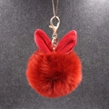 Porte-clés pompon rouge avec oreilles de lapin et fermoir doré pour sacs à main - Bordeaux