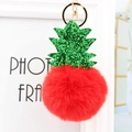 Porte-clés ananas en fausse fourrure avec pompon rouge et anneau en métal doré - Rouge