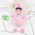 Porte-clés bébé en peluche rose avec pompon en fourrure et nœud à carreaux bleus - Rose Clair