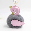 Porte-clés cygne en peluche avec similicuir rose et pompon en fourrure grise - Diamètre Pompon 8cm / Gris Moyen
