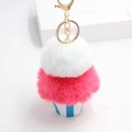 Portachiavi peluche a forma di gelato con pompon rosa e bianchi e chiusura dorata fine - Rosso Anguria