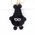 Portachiavi creativo in peluche nero con occhiali da sole rosa e cappello in maglia - Nero