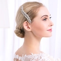Peigne à cheveux de mariée élégant avec motif de feuilles argentées et strass brillants - Style de Feuille Fourchue Incurvée Argent (HS-J3992)