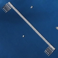 Luxuriöse Braut-Haarranke mit Strasssteinen und silbernen Seitenkämmen für Hochzeiten - Silber 3-Reihiger Strass Haarkamm (HS-J6588S)