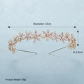 Detailansicht der goldenen Braut-Tiara mit 13cm Durchmesser und 2,5cm Höhe Maßen - Blumen Stirnband (TS-J2742G) / Gold