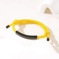 Verstellbares hellgelbes geflochtenes Seilarmband mit schwarzer Metallplatte - 6mm Gebogene Platte / Gelbes Seil/Schwarze Platte