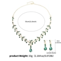 Brautschmuck-Set in Gold mit smaragdgrünen Tropfenanhängern und weißen Strasssteinen - Halskette + Ohrringe Set (NS-J6482GGREEN)