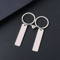 Personalisierbare Edelstahl-Schlüsselanhänger für Paare mit magnetischem Herz - Silber Paar