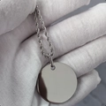 Minimalistische silberne hochglanzpolierte runde Anhänger-Halskette mit Seilkette - Kordelkette / 30mm Innenloch Kreis Mit Kordelkette / Silber