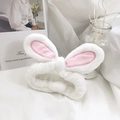 Diadema de orejas de conejo de peluche blanco y rosa para el cuidado facial y maquillaje - Blanco
