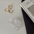 Pinza para el pelo de acrílico transparente y tres anillos dorados de estilo francés - Blanco Transparente (7cm)