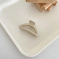 Minimalist creamy beige matte hair claw clip with hollow design for thick hair - Semicircle Style / Beige