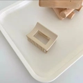 Matte cream rectangular hair claw clip with geometric hollow design for thick hair - Square Style / Beige