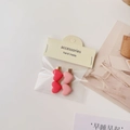 Set of two cute matte pink and red heart hair clips with golden metal bases - Girlish Pink Double Heart