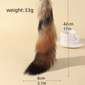 Dettaglio delle dimensioni di 42cm e della consistenza peluche leggera di 33g - Stile Lungo