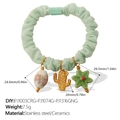 Scrunchie plissettato verde chiaro con perla in ceramica floreale rosa e ciondoli cactus - Verde Chiaro - Stile Cactus Fiore (FQ01LG-PJ1003CRG-PJ1074G-PJ1316GNG)