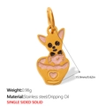 Pendentif Chihuahua en acier inoxydable doré avec détails en émail rose brillant - Style Chihuahua dans une Tasse (PJ1830PBG)