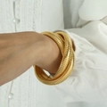 Bracciale a tre strati in acciaio inossidabile placcato oro 18K a spirale - Stile Oro a Triplo Strato (SZ04) / Oro