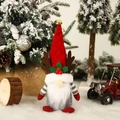 Kerstkabouter knuffel met rode rendiergeweih muts en witte baard decoratie - Rode Hoed Mannelijke Rudolph Pop (D-BJ34)