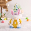 Poupée gnome de Pâques en peluche avec corps tricoté jaune et chapeau à motif lapin - Style Fille en Pull Jaune (L-FH17)