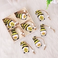 Set di gnomi in legno per la festa delle api con scritta Bee Happy in scatola di legno - Stile C (Gnomo a Strisce Calabrone)