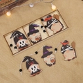 Set di ciondoli gnomi di Halloween in legno con disegni di zucche e teschi festivi - Stile C