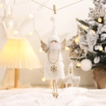 Ciondolo angelo di Natale in peluche bianco con cappello a maglia e ali d'oro - Stile Angelo Bianco
