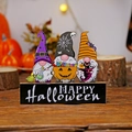 Trois gnomes d'Halloween décoratifs en bois avec texte Happy Halloween sur base - Style Gnome De La Forêt (B25-003-A)