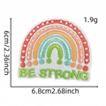Dettaglio della toppa arcobaleno ricamata con testo BE STRONG e misure di 6,8 cm - Patch Citazione Sole 3# (BE STRONG)
