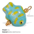 Fisch-Anhänger aus Keramik in Blau und Gelb mit 18K vergoldetem Edelstahl-Element - Blau Gelber Fisch Keramik (PJ356BYG)