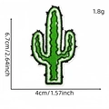 Toppa ricamata cactus verde con bordo bianco, altezza 6,7 cm e peso 1,8 g - Stile Cactus (Toppa Serie Verde 2#)