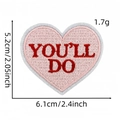 Detailansicht der Herz-Stickerei mit Größenangaben für Kleidung und Dekoration - You'll Do (Herz Aufnäher 2#)